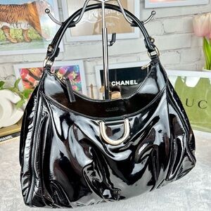 Gucci Black Patent Leather Shoulder Bag with Silver Hardware